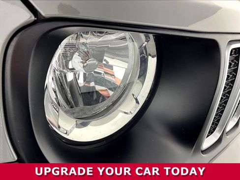 Used 2022 Jeep Renegade Latitude w/ Convenience Group AWD/4WD image 28