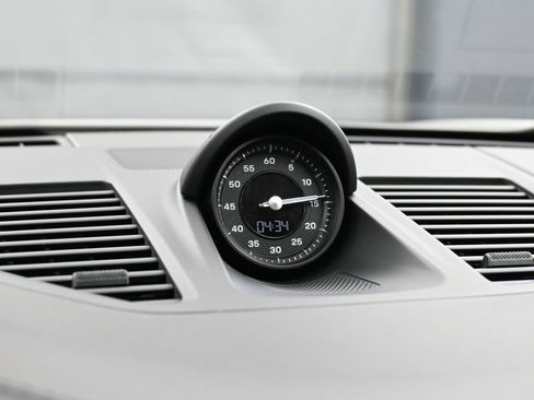 Certified 2024 Porsche 911 Carrera 4 GTS image 20