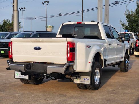 New 2026 Ford F350 Lariat w/ Lariat Ultimate Package AWD/4WD image 3