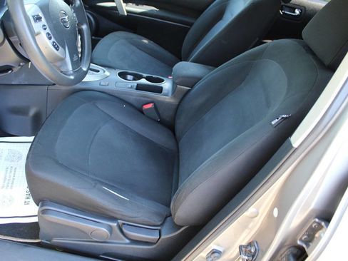 Used 2012 Nissan Rogue S w/ Special Edition Pkg FWD image 16
