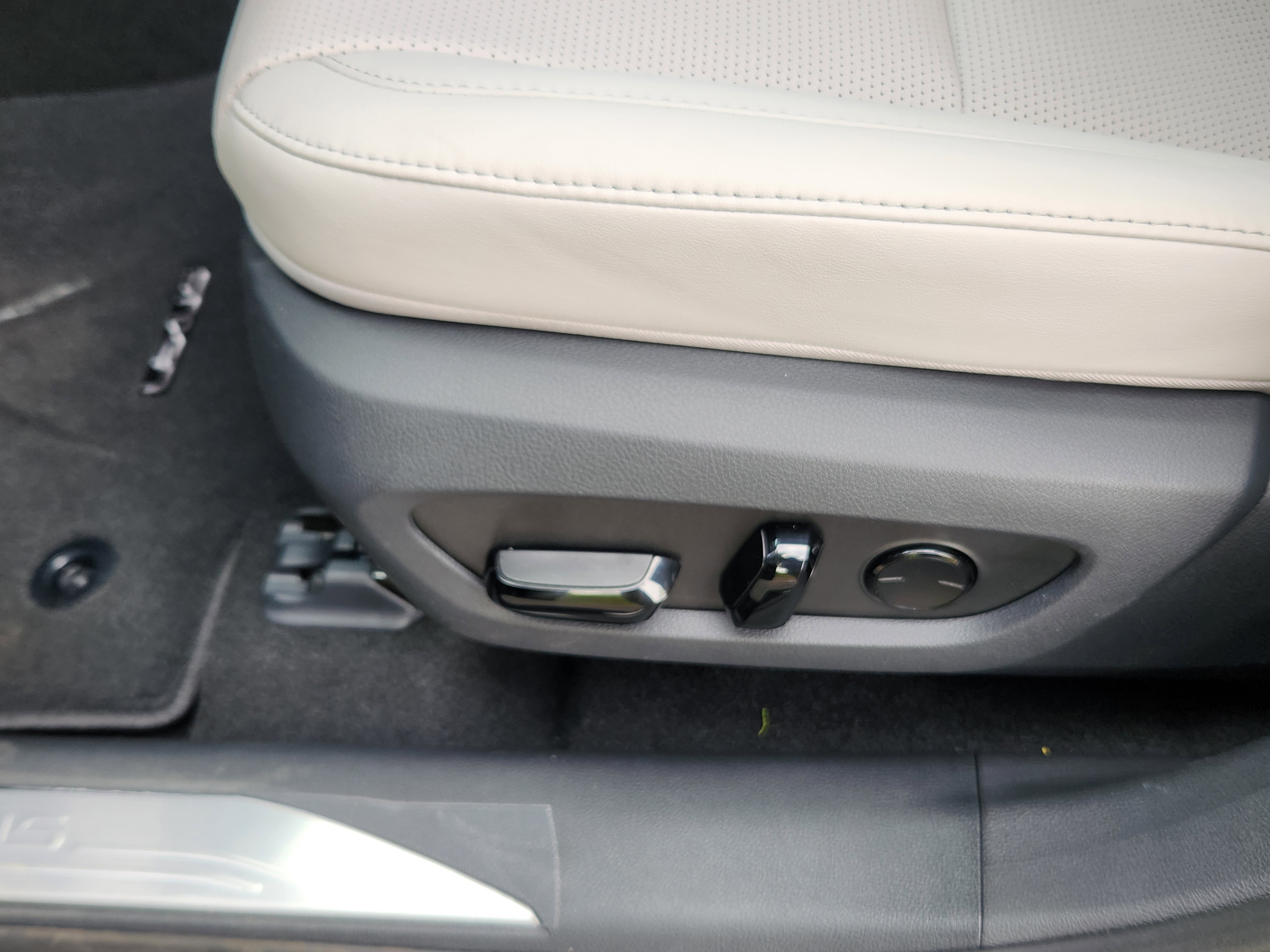 New 2026 Lexus RX 350 AWD/4WD image 16