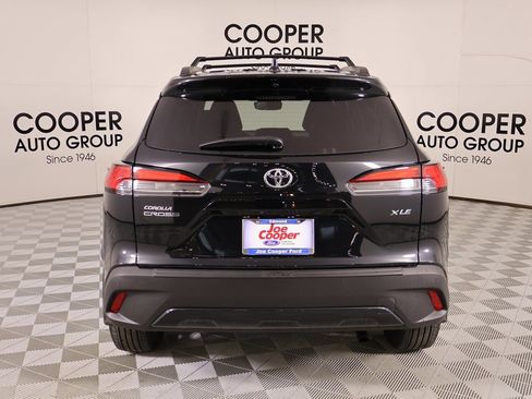 Used 2025 Toyota Corolla Cross XLE image 22