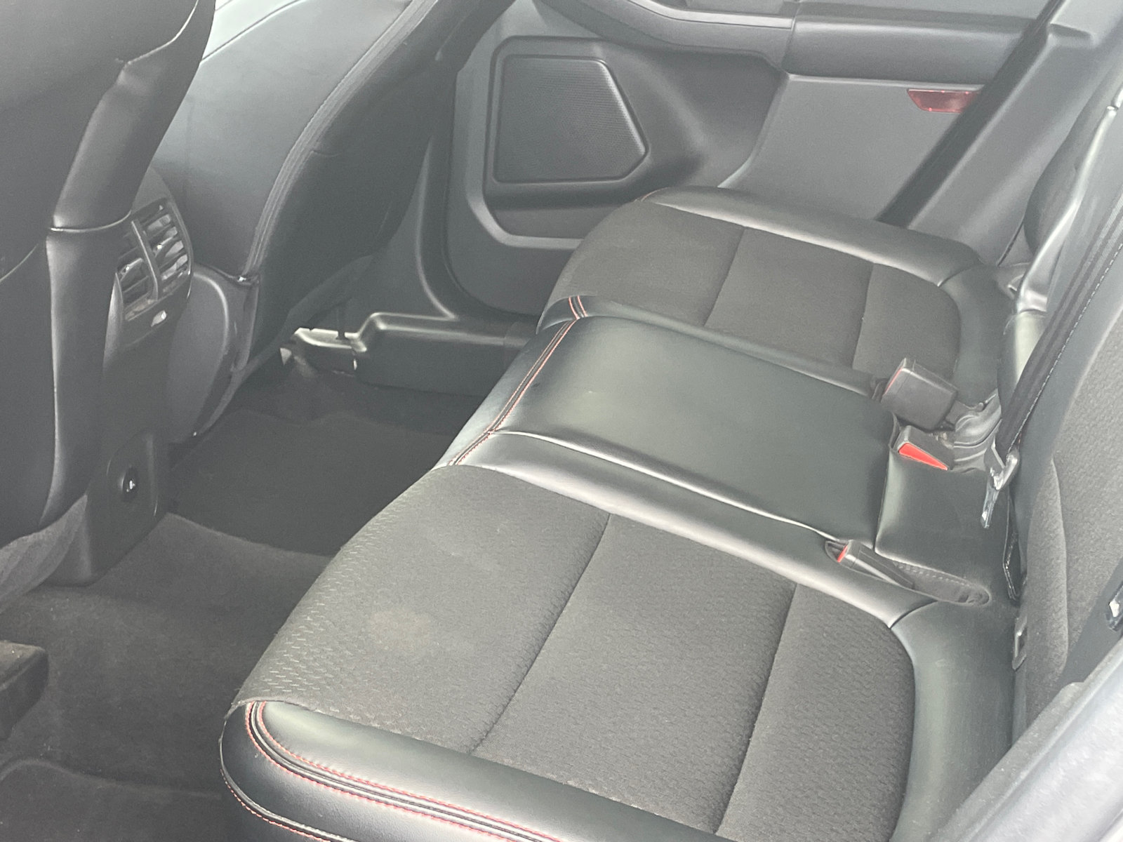 Used 2025 Ford Escape ST-Line AWD/4WD image 21
