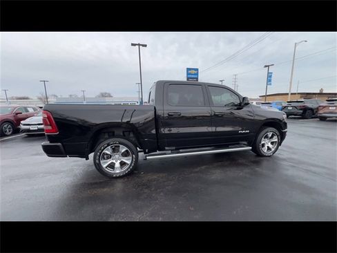 Used 2023 RAM 1500 Laramie image 8