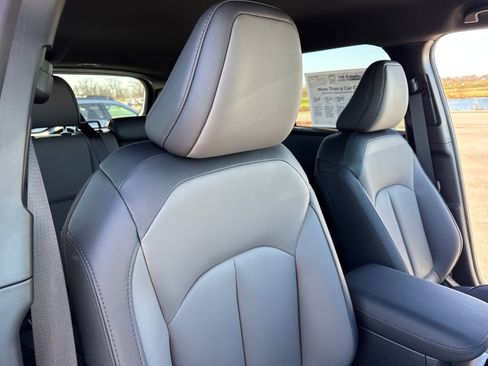 New 2026 Subaru Outback Premium image 28