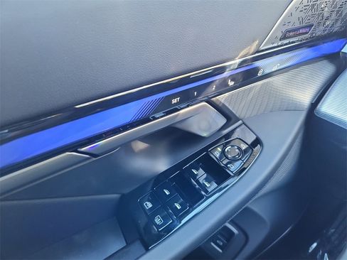 New 2026 BMW 540i xDrive w/ Executive Package image 23