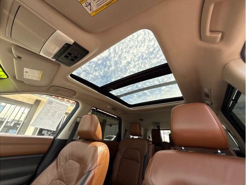 Used 2022 Nissan Pathfinder Platinum w/ Cargo Package FWD image 35