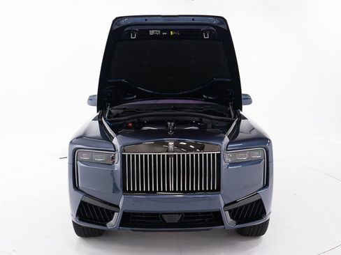 Certified 2025 Rolls-Royce Cullinan Black Badge AWD/4WD image 60