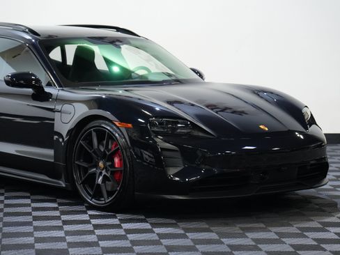 Used 2024 Porsche Taycan GTS w/ Premium Package AWD/4WD image 9