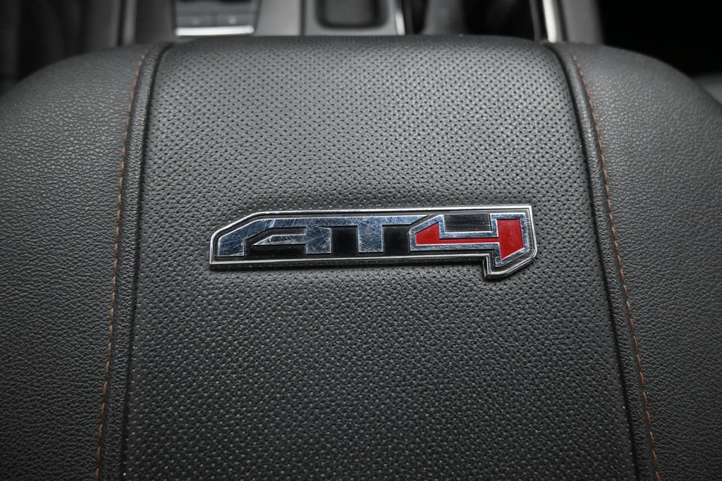 Used 2024 GMC Sierra 2500 AT4 w/ AT4 Premium Plus Package AWD/4WD image 8