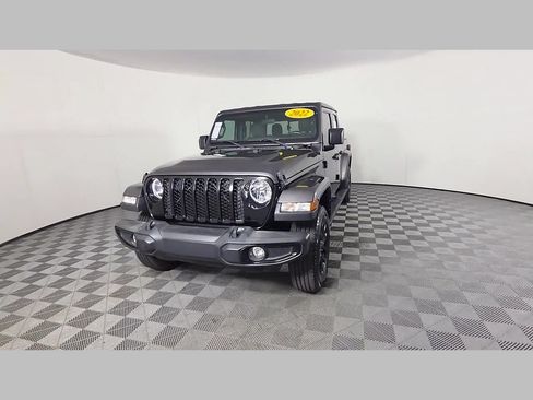 Used 2022 Jeep Gladiator Sport AWD/4WD image 50