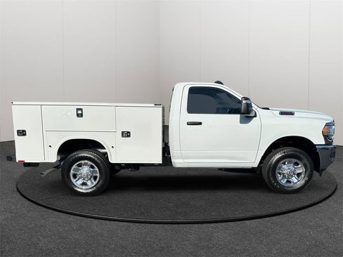New 2024 RAM 2500 Tradesman w/ Chrome Appearance Group image 6