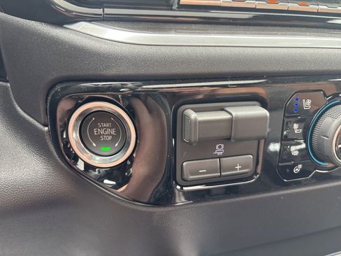 New 2026 Chevrolet Silverado 1500 High Country AWD/4WD image 26