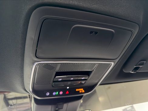 Used 2024 Chevrolet Traverse RS w/ LPO, Floor Liner Package image 21