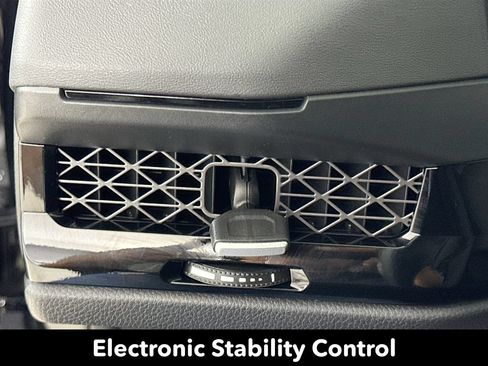 Used 2025 Honda Accord Touring image 13