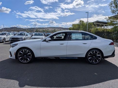 New 2026 BMW 530i image 6
