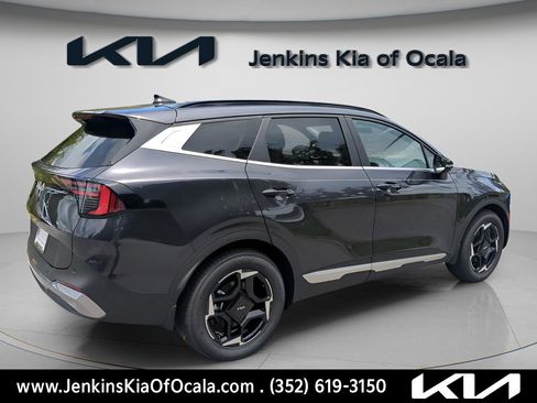 New 2026 Kia Sportage EX w/ EX Panorama Roof Package image 3