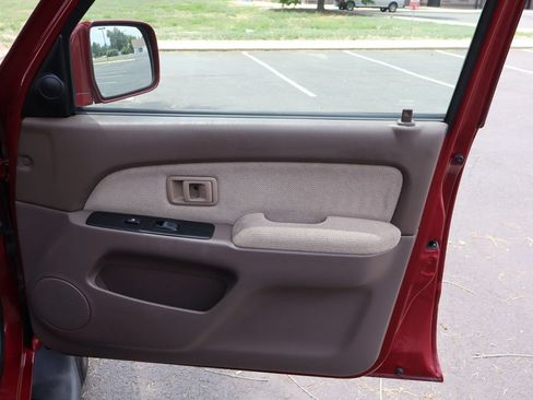 Used 1999 Toyota 4Runner SR5 AWD/4WD image 26