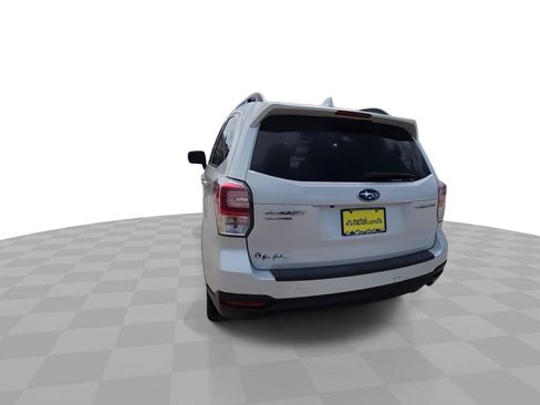 Used 2018 Subaru Forester 2.5i Premium AWD/4WD image 7