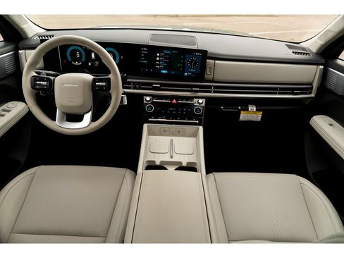 Used 2026 Hyundai Santa Fe SEL FWD image 22