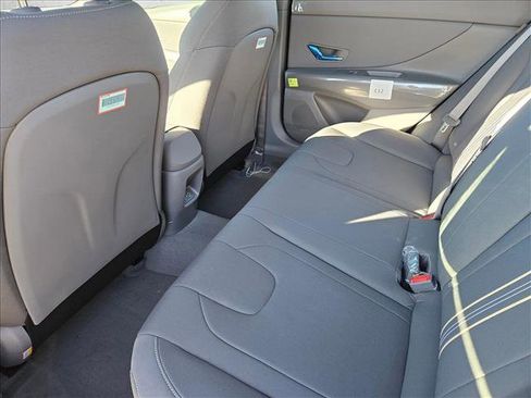 New 2025 Hyundai Elantra Sport FWD image 15