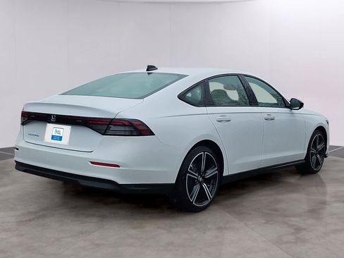 New 2026 Honda Accord SE image 3
