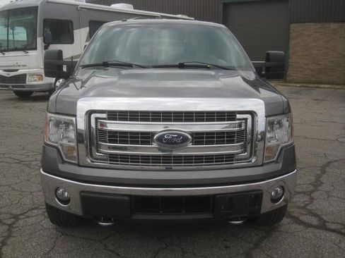 Used 2014 Ford F150 XLT w/ XLT Chrome Package AWD/4WD image 2