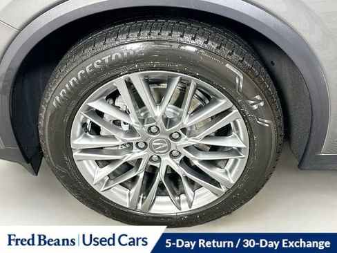 Used 2023 Acura MDX SH-AWD w/ Advance Package image 37