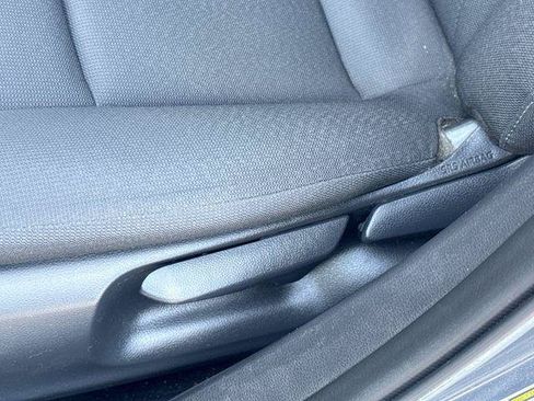 Used 2023 Toyota Corolla LE FWD image 14