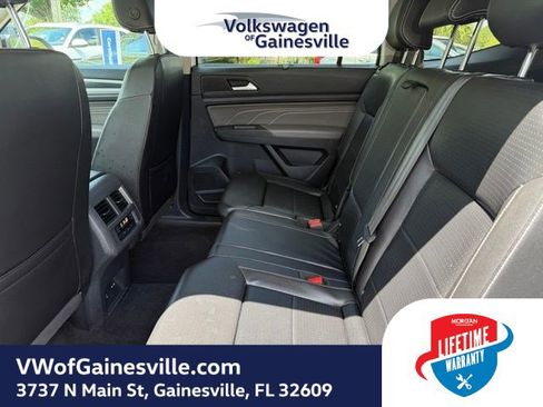 Certified 2023 Volkswagen Atlas SEL R-Line AWD/4WD image 12