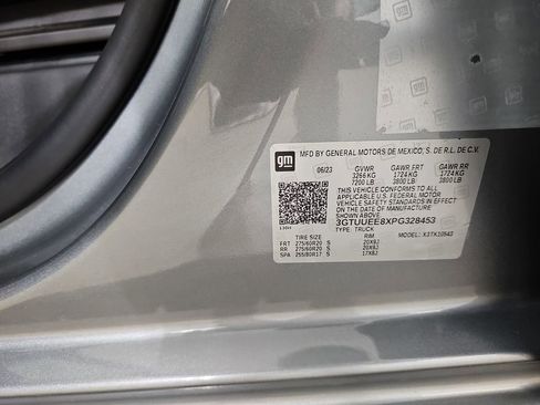 Certified 2023 GMC Sierra 1500 AT4 w/ AT4 Premium Package image 39