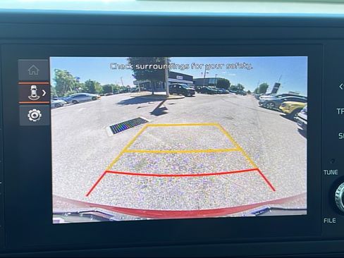 Certified 2024 Kia Carnival LX FWD image 15