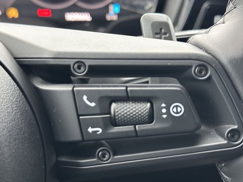 Certified 2025 Porsche Cayenne S image 32