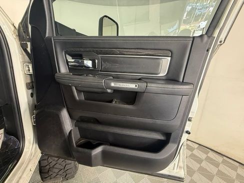 Used 2018 RAM 2500 Limited AWD/4WD image 40