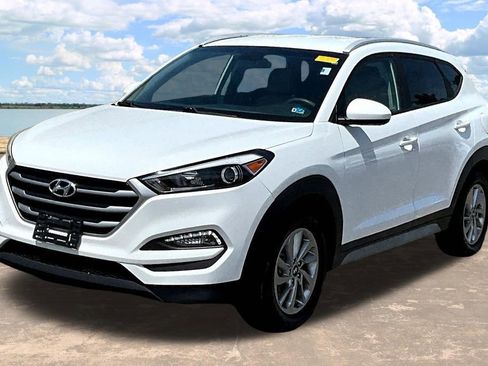 Used 2018 Hyundai Tucson SEL FWD image 2