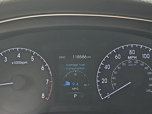 Used 2014 Hyundai Genesis 5.0 R-Spec RWD image 19