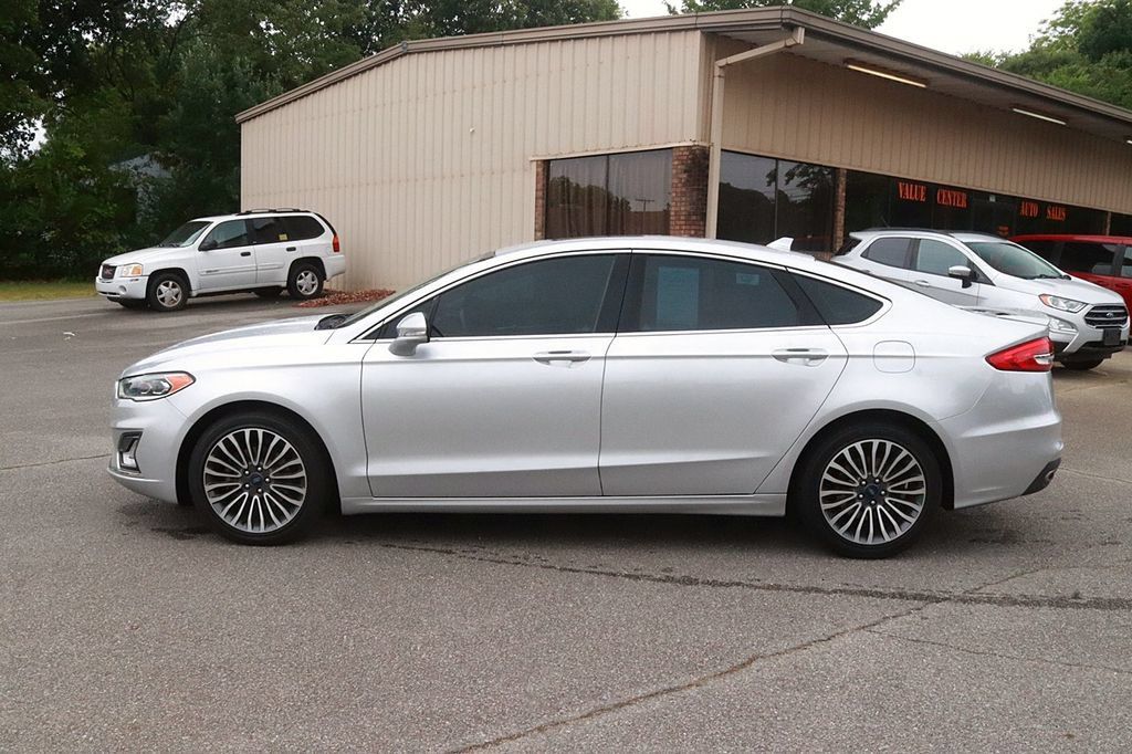 Used 2019 Ford Fusion Titanium AWD/4WD image 4