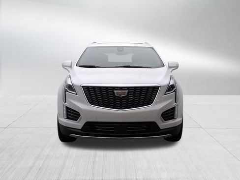 Used 2026 Cadillac XT5 Premium Luxury w/ Driver Assist Package AWD/4WD image 2