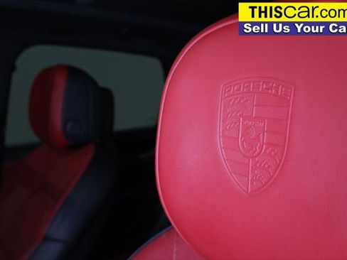 Used 2024 Porsche Cayenne image 21