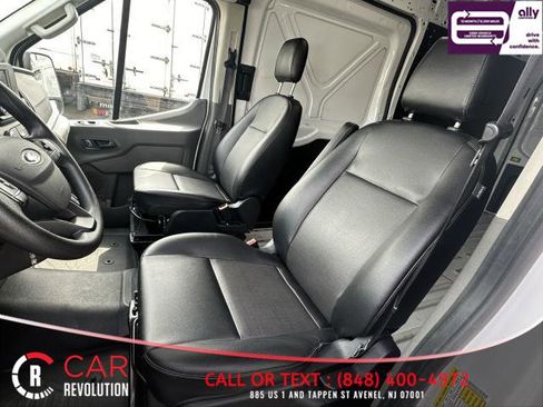 Used 2022 Ford Transit 250 148 High Roof AWD image 24
