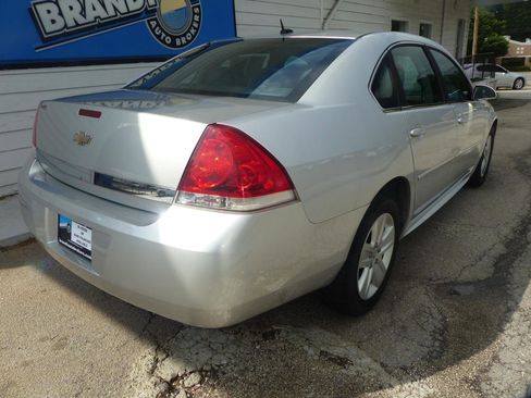 Used 2011 Chevrolet Impala LS FWD image 5