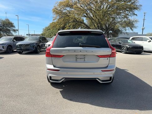 Certified 2025 Volvo XC60 B5 Core image 5