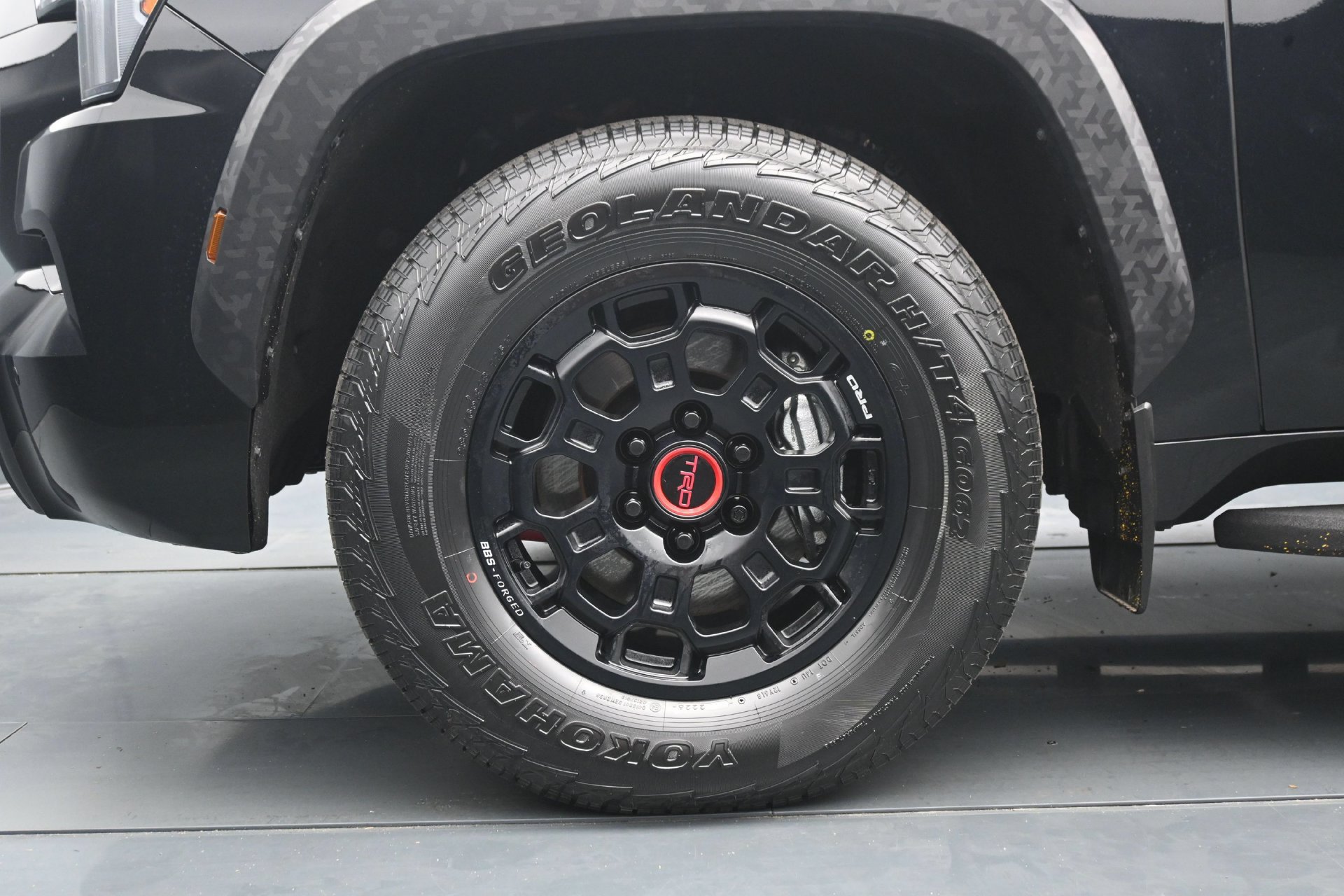 Used 2025 Toyota Sequoia TRD Pro AWD/4WD image 26