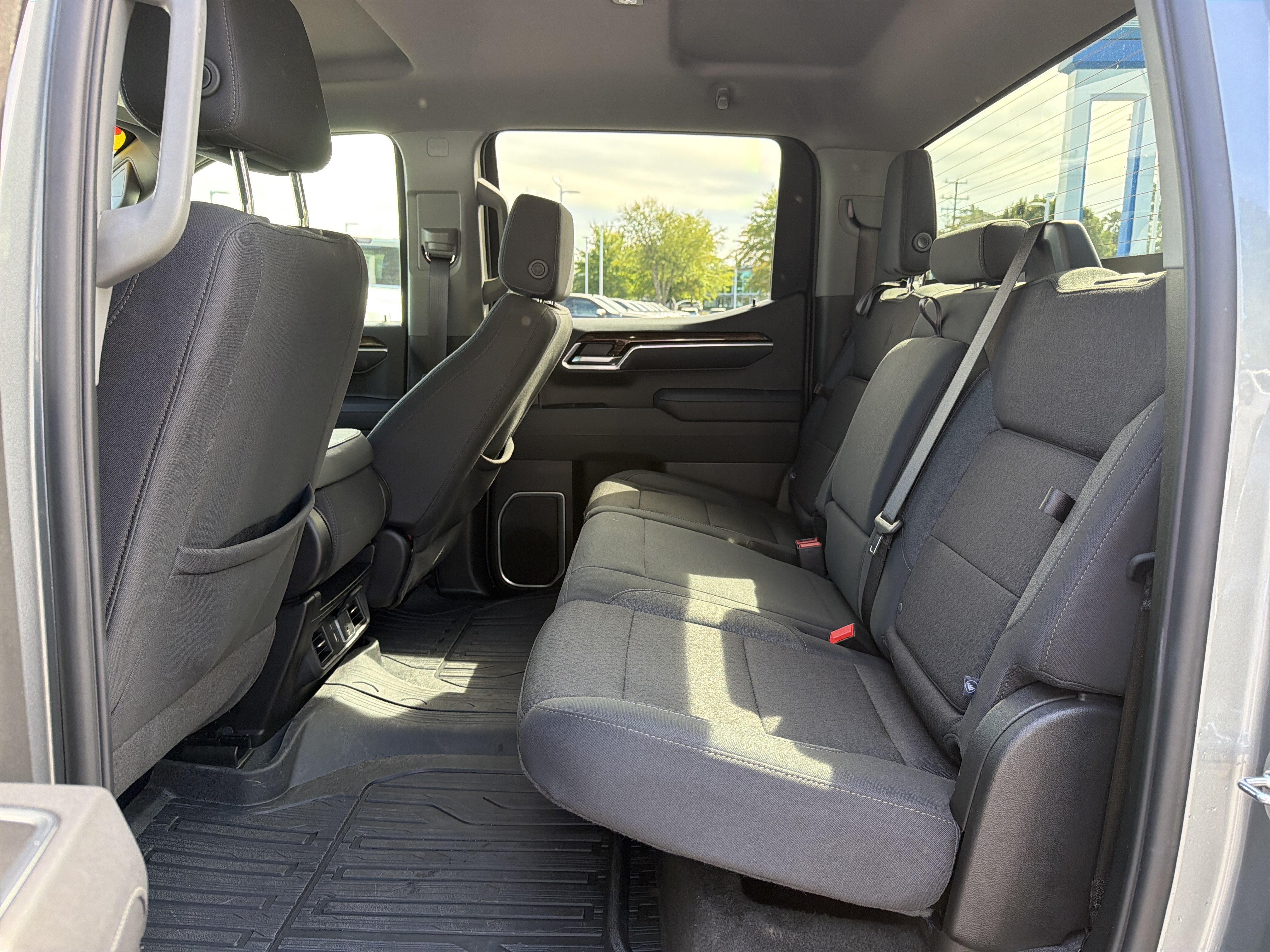 Used 2026 GMC Sierra 1500 Elevation w/ Elevation Select Package AWD/4WD image 32