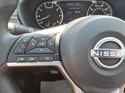 New 2025 Nissan Sentra SV w/ All-Weather Package FWD image 17