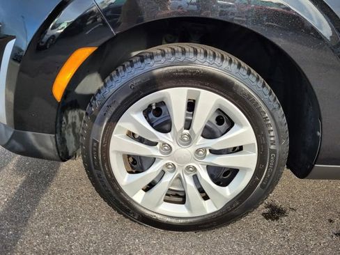 Used 2023 Kia Soul LX image 19