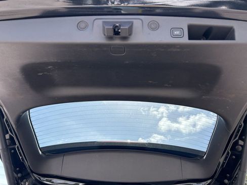 Used 2024 Chevrolet Equinox LT image 50