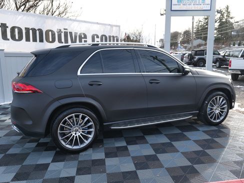 Used 2021 Mercedes-Benz GLE 350 4MATIC w/ AMG Line Exterior image 5