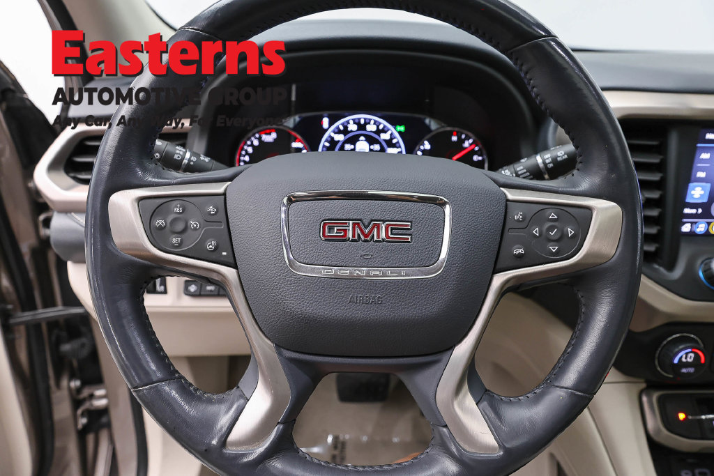 Used 2022 GMC Acadia Denali w/ Denali Technology Package AWD/4WD image 11