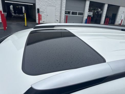 Used 2016 Toyota RAV4 SE FWD image 11